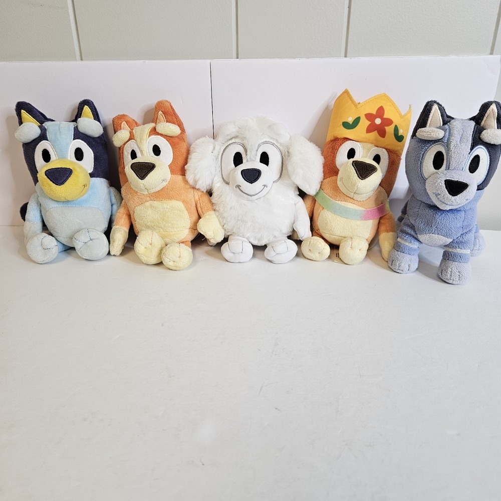 Bluey Plush Set Of 5 Different Characters Stuffed Animals Tallest 8"